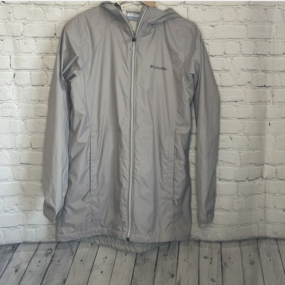 Columbia Women's Light Gray Hooded Ski Jacket - Picture 2 of 3